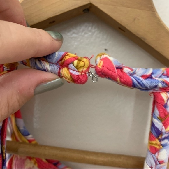 31. [American Eagle] Pink Floral Print High Neck Halter Swing Dress - Picture 6 of 11